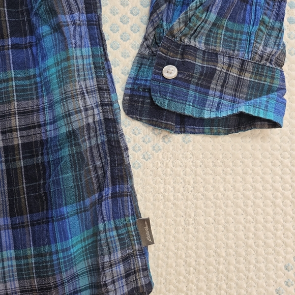 Eddie Bauer Women's Blue Plaid Mandarin Collar Button Down Shirt in 2XL - Picture 3 of 6